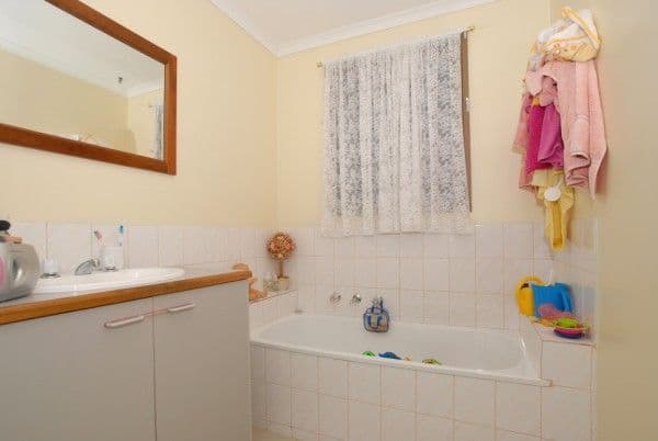 73 Jacana Drive, Carrum Downs VIC 3201, Carrum Downs - Thumbnail 4