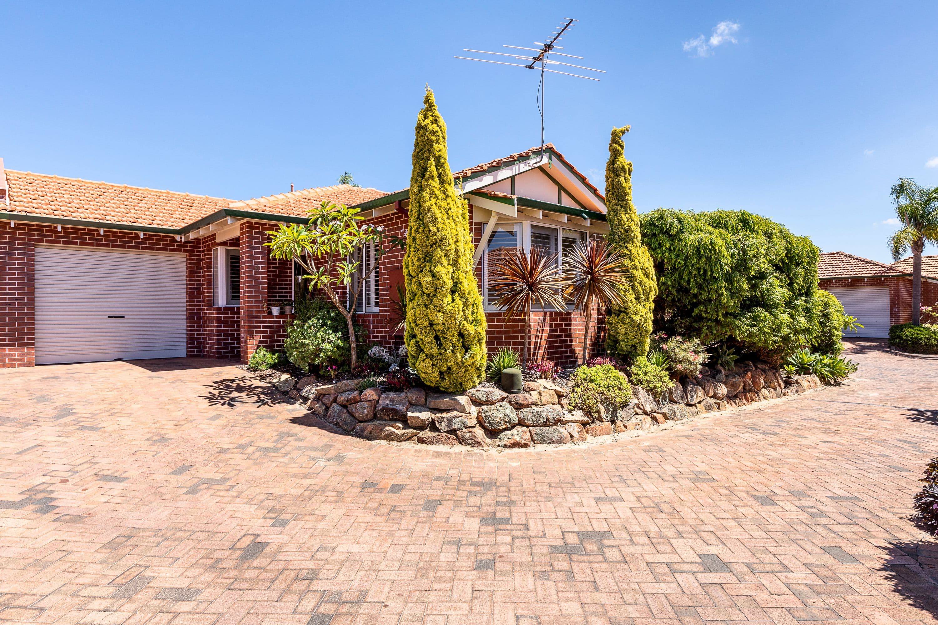 28 Shakespeare Street, Mount Hawthorn WA 6016, Mount Hawthorn - Image 1