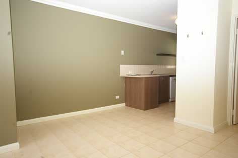 6A Chilgrove Way, BALGA WA 6061, Balga - Thumbnail 3