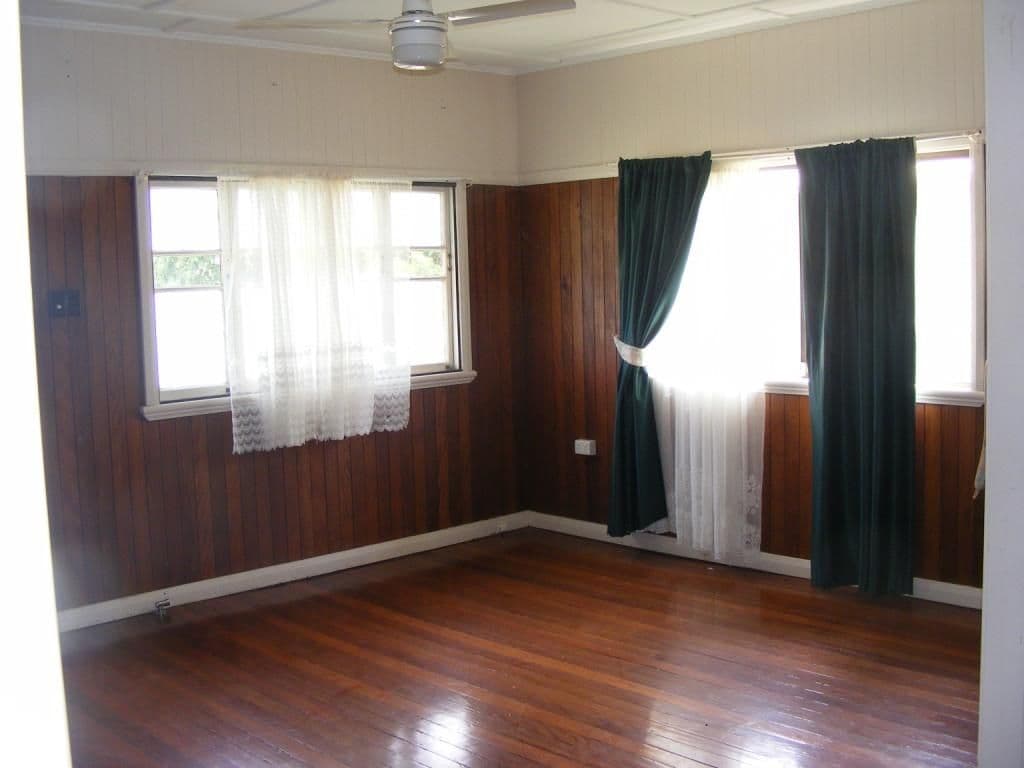 10 Grey Street, NANANGO QLD 4615, Nanango - Thumbnail 4