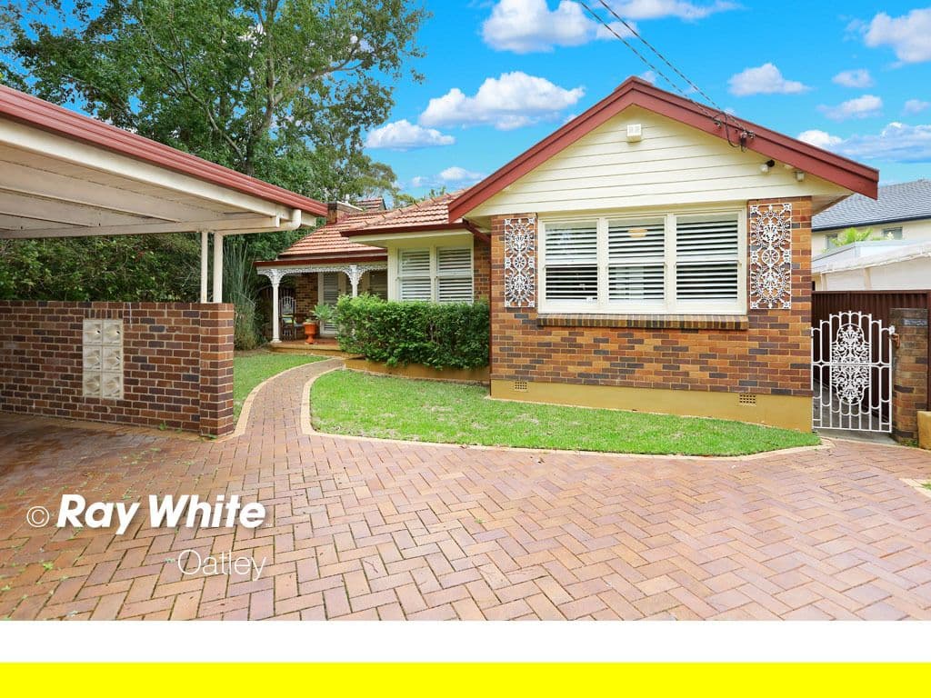 65 Lansdowne Crescent, Oatley - Image 1