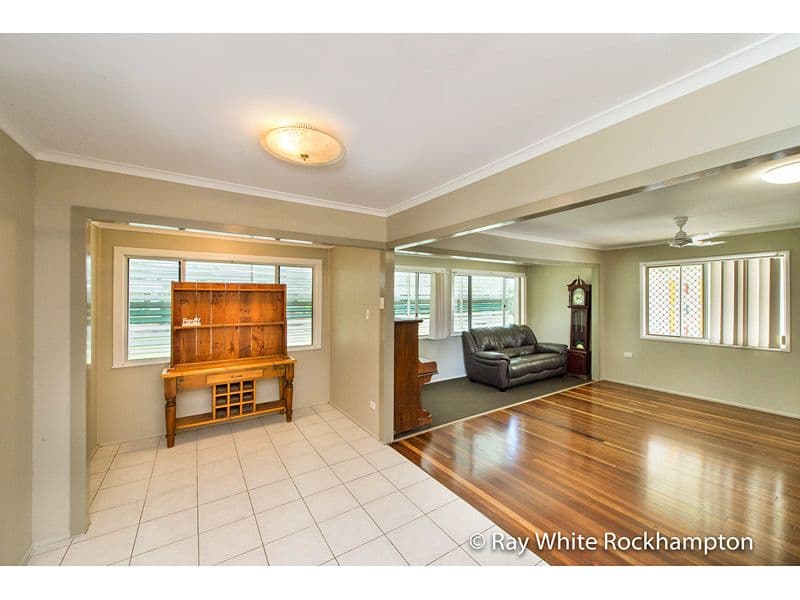 62 Gray Street, Park Avenue QLD 4701, Park Avenue - Thumbnail 4