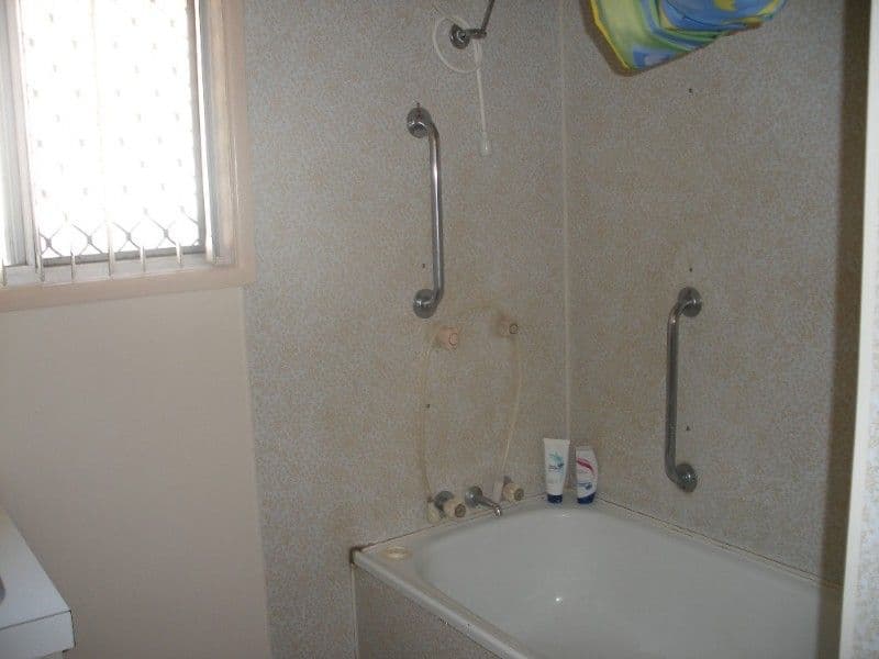 38 Rosemary Street, CABOOLTURE SOUTH QLD 4510, Caboolture South - Thumbnail 6