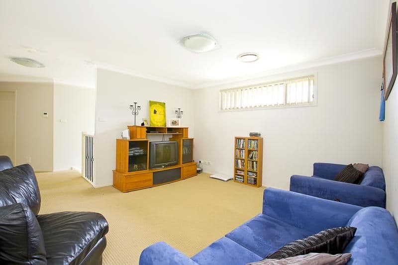 16 Bellerive Close, WEST HOXTON NSW 2171, West Hoxton - Thumbnail 5