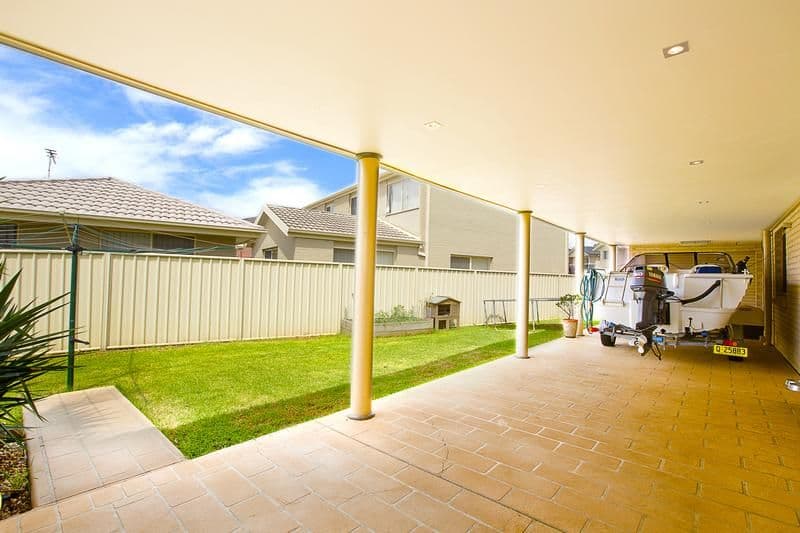 16 Bellerive Close, WEST HOXTON NSW 2171, West Hoxton - Thumbnail 7