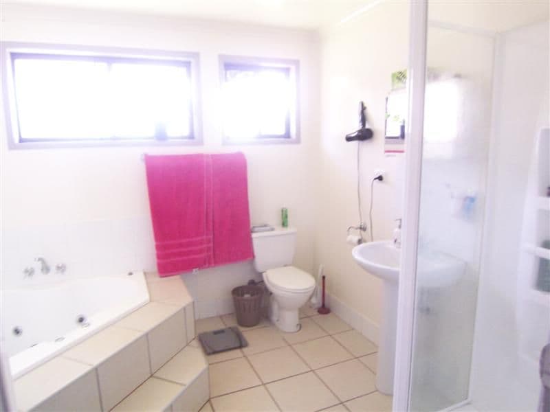 27 Coates Street, KEARNEYS SPRING QLD 4350, Kearneys Spring - Thumbnail 6