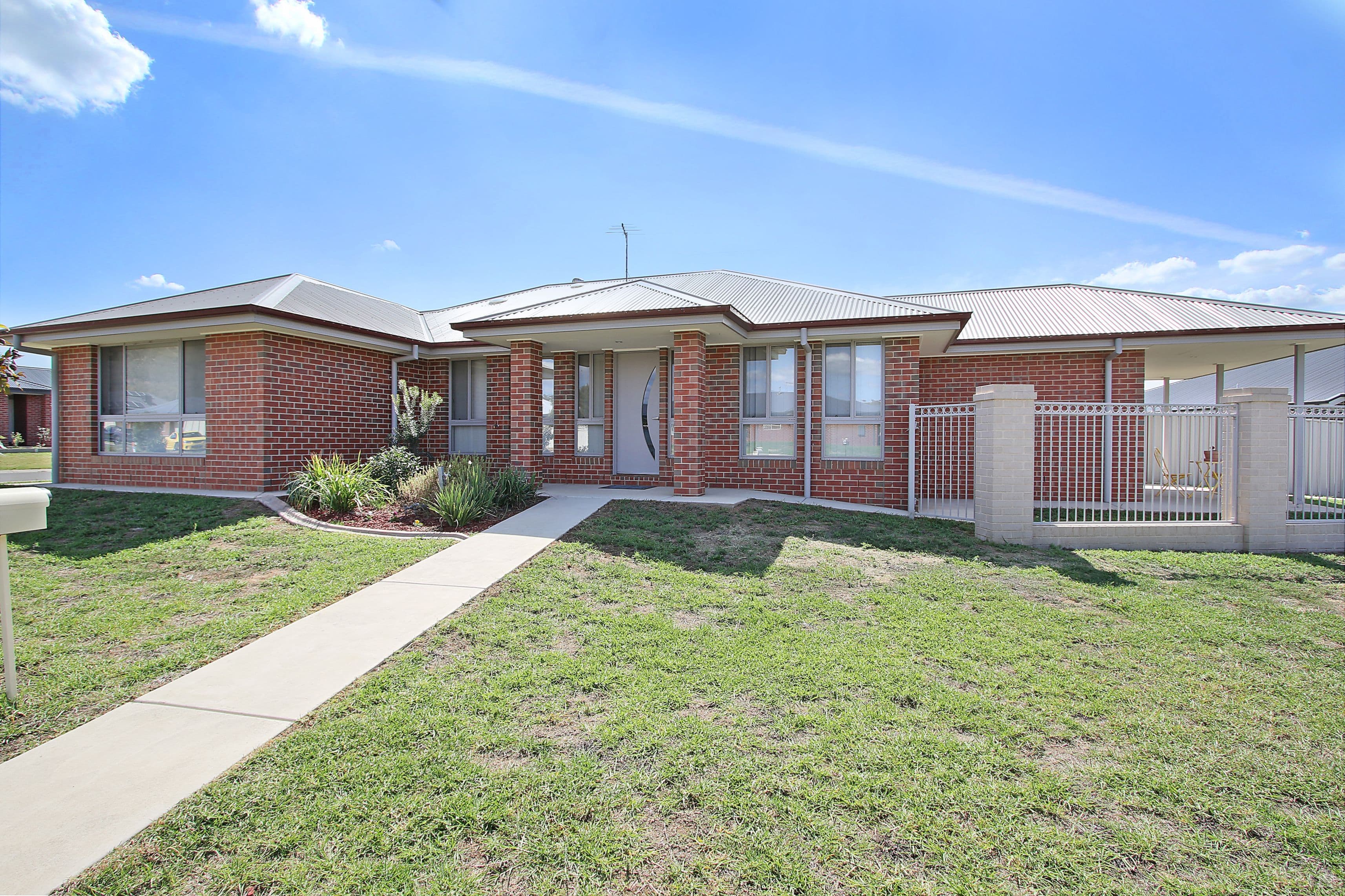31 Murray Way, West Wodonga VIC 3690, West Wodonga - Image 1