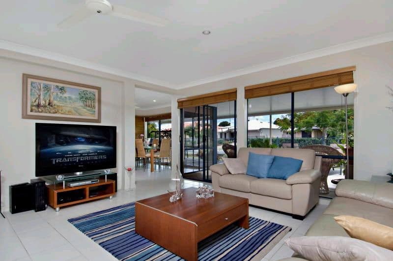 18 Essen Place, OXENFORD QLD 4210, Oxenford - Thumbnail 3