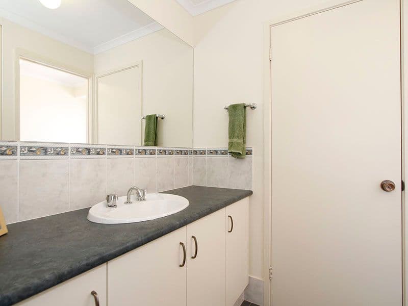 8 Sameden Drive, NOARLUNGA DOWNS SA 5168, Noarlunga Downs - Thumbnail 8