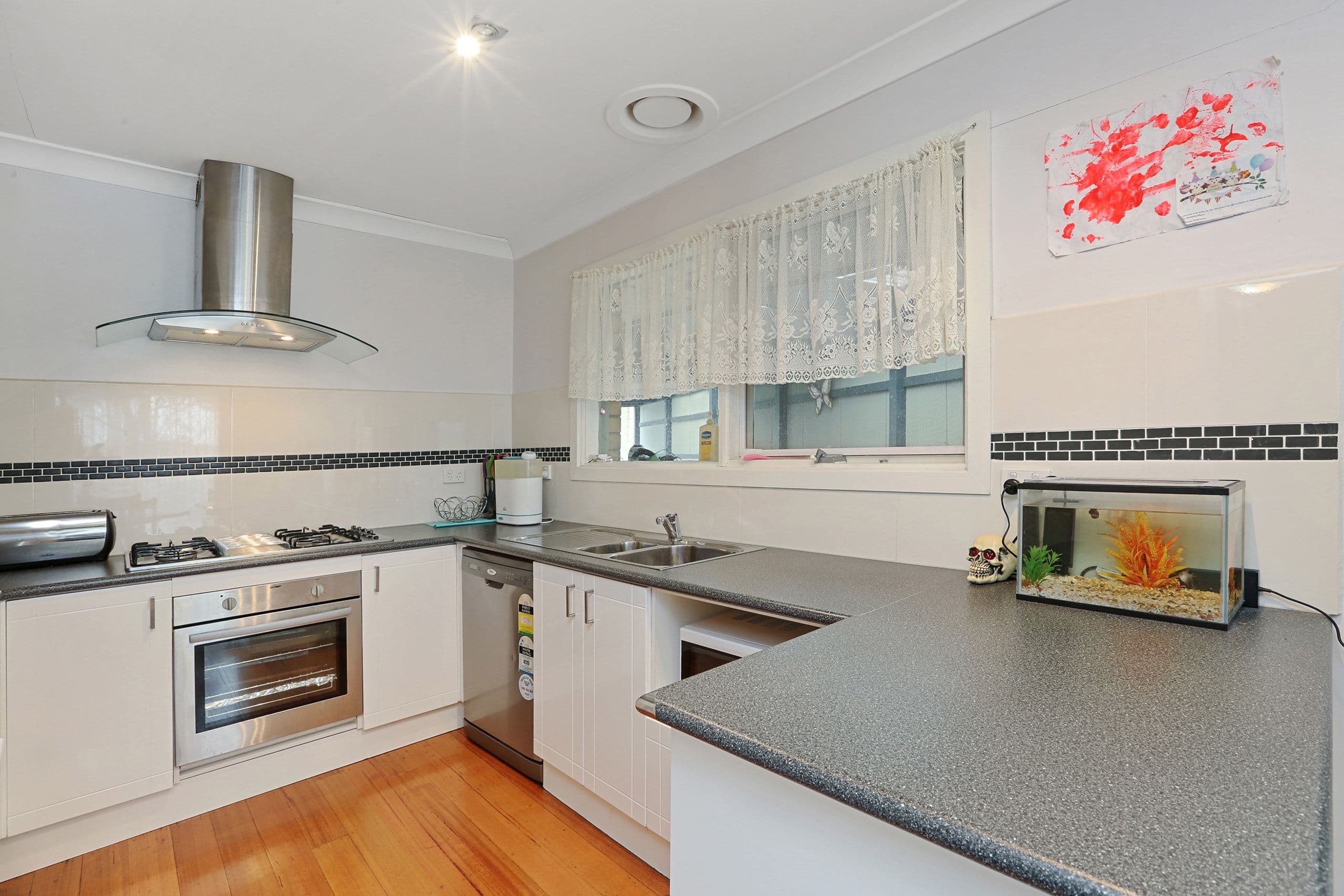 96 Hendy Street, Corio VIC 3214, Corio - Thumbnail 4