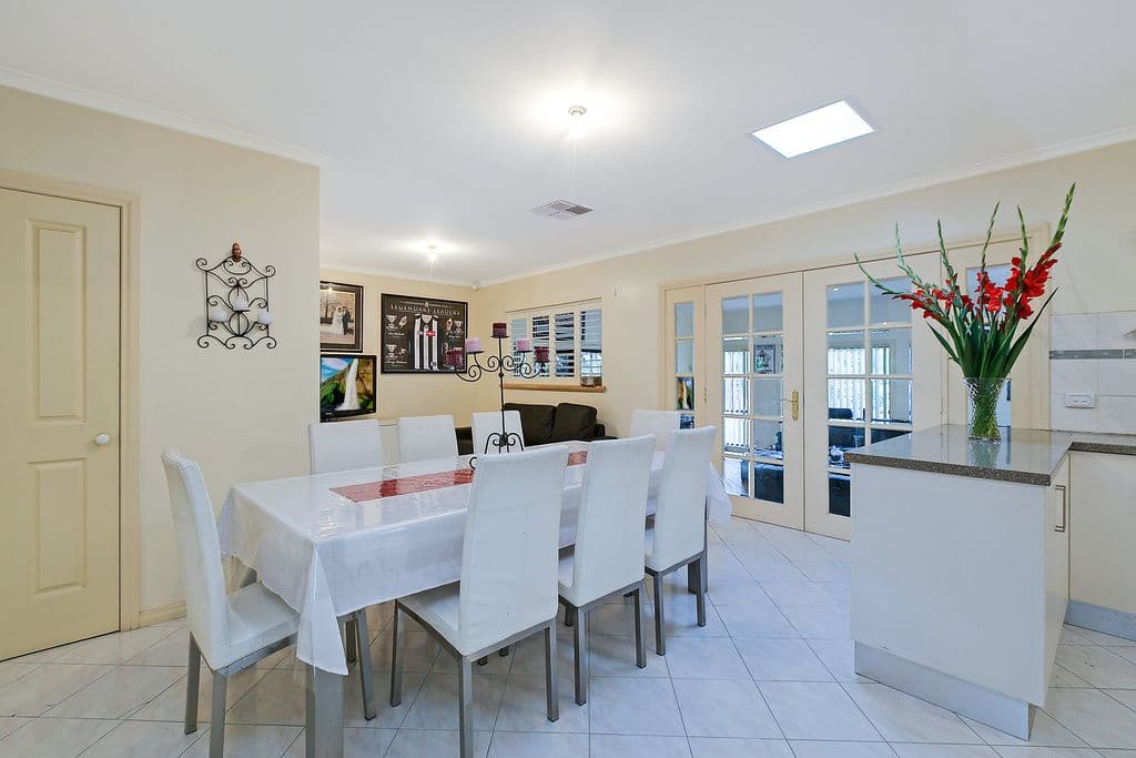 54 Carbon Crescent, Mill Park VIC 3082, Mill Park - Thumbnail 5