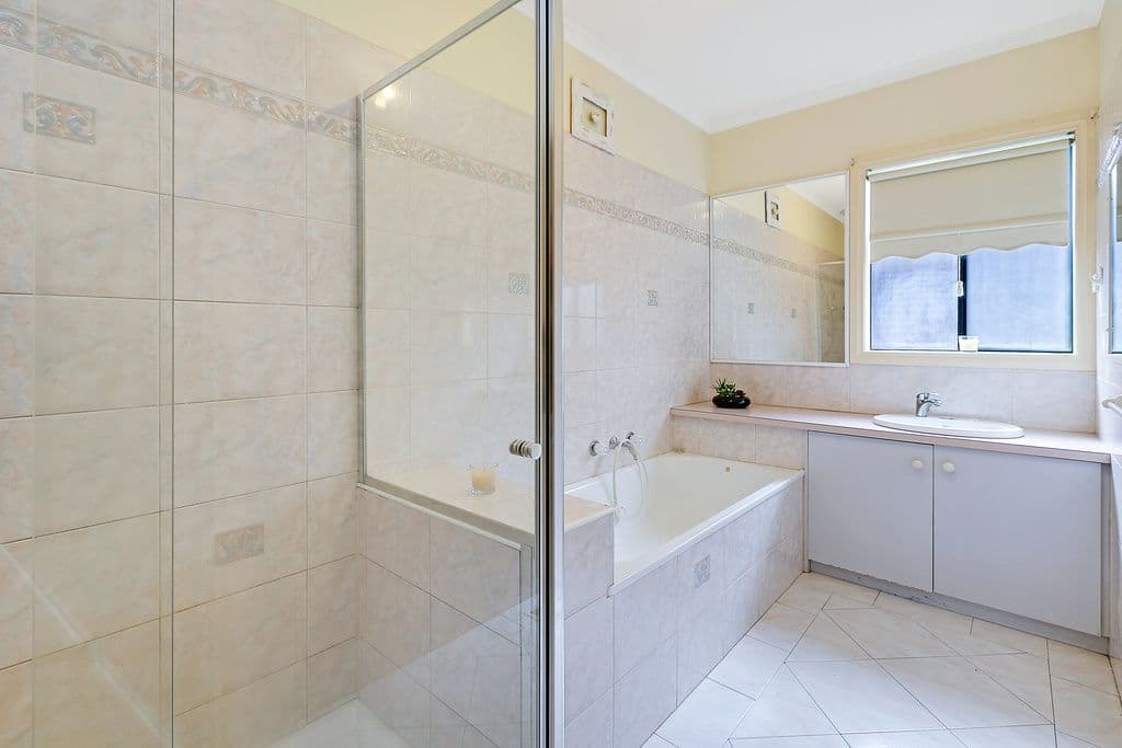 54 Carbon Crescent, Mill Park VIC 3082, Mill Park - Thumbnail 6