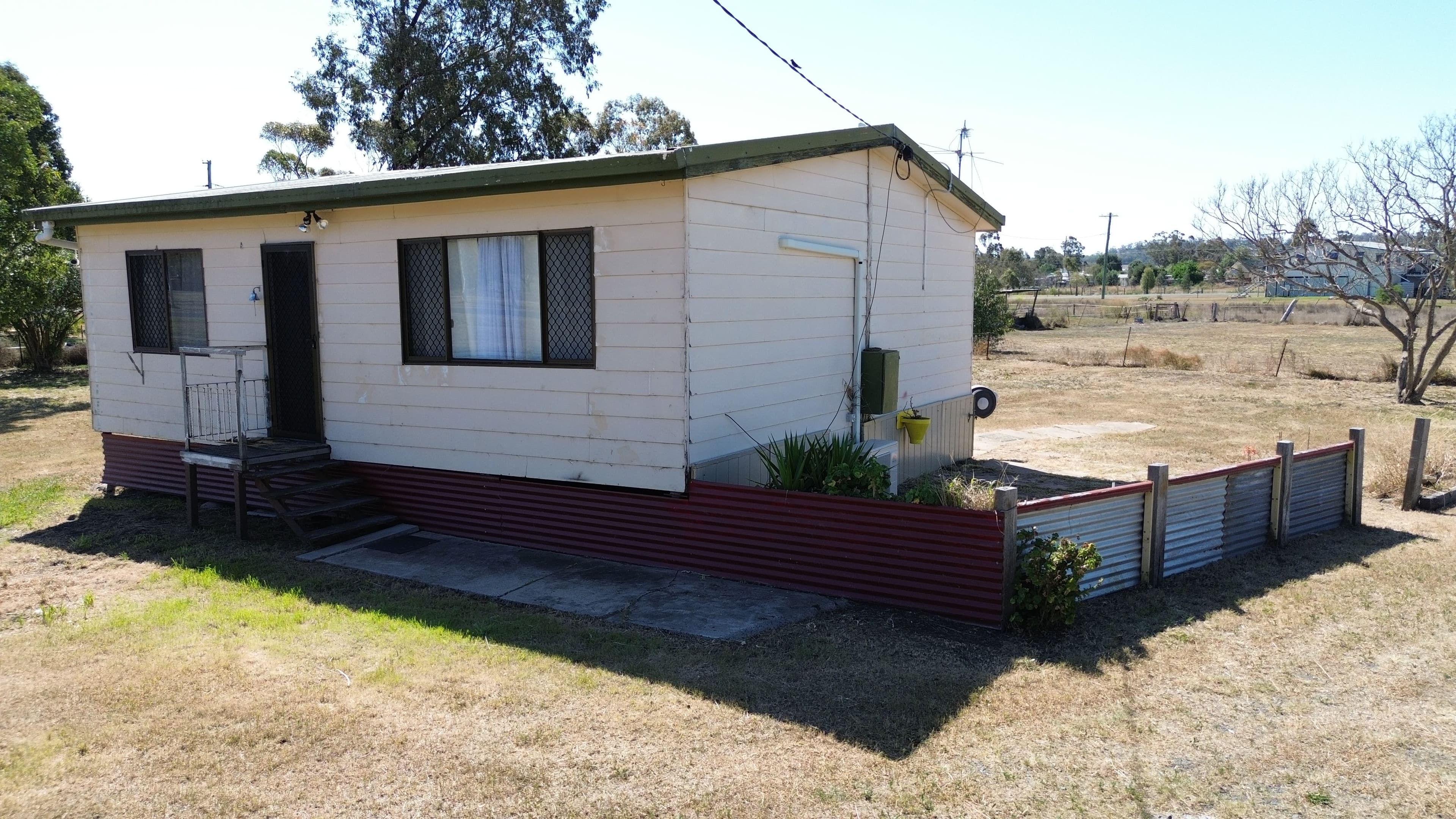 6 Baron Street, Jondaryan QLD 4403, Jondaryan - Thumbnail 4