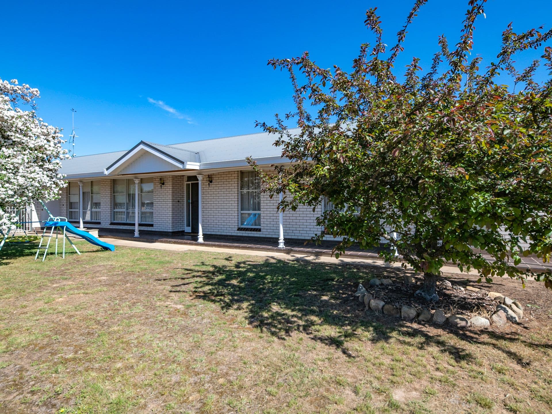 47 Riverview Road, Benalla VIC 3672, Benalla - Image 1