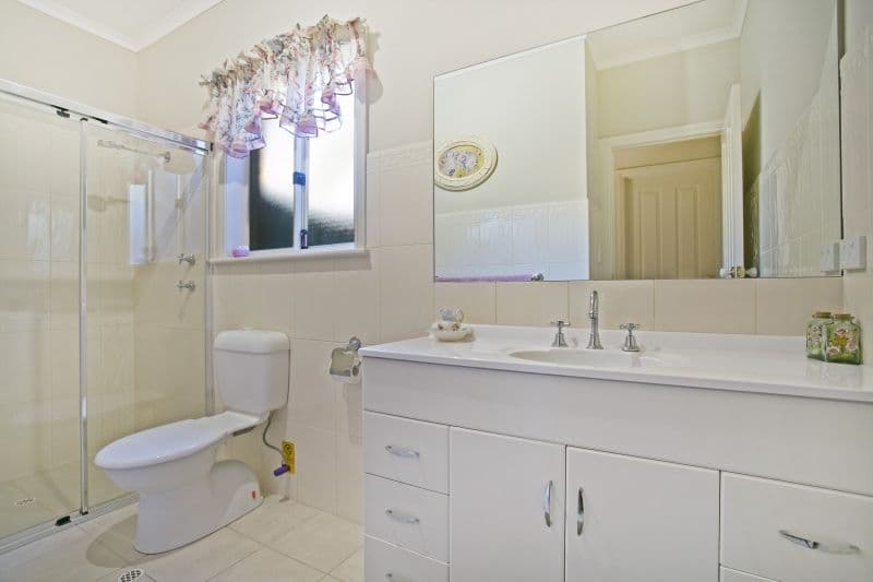 19 Caswell Circuit, MAWSON LAKES SA 5095, Mawson Lakes - Thumbnail 4