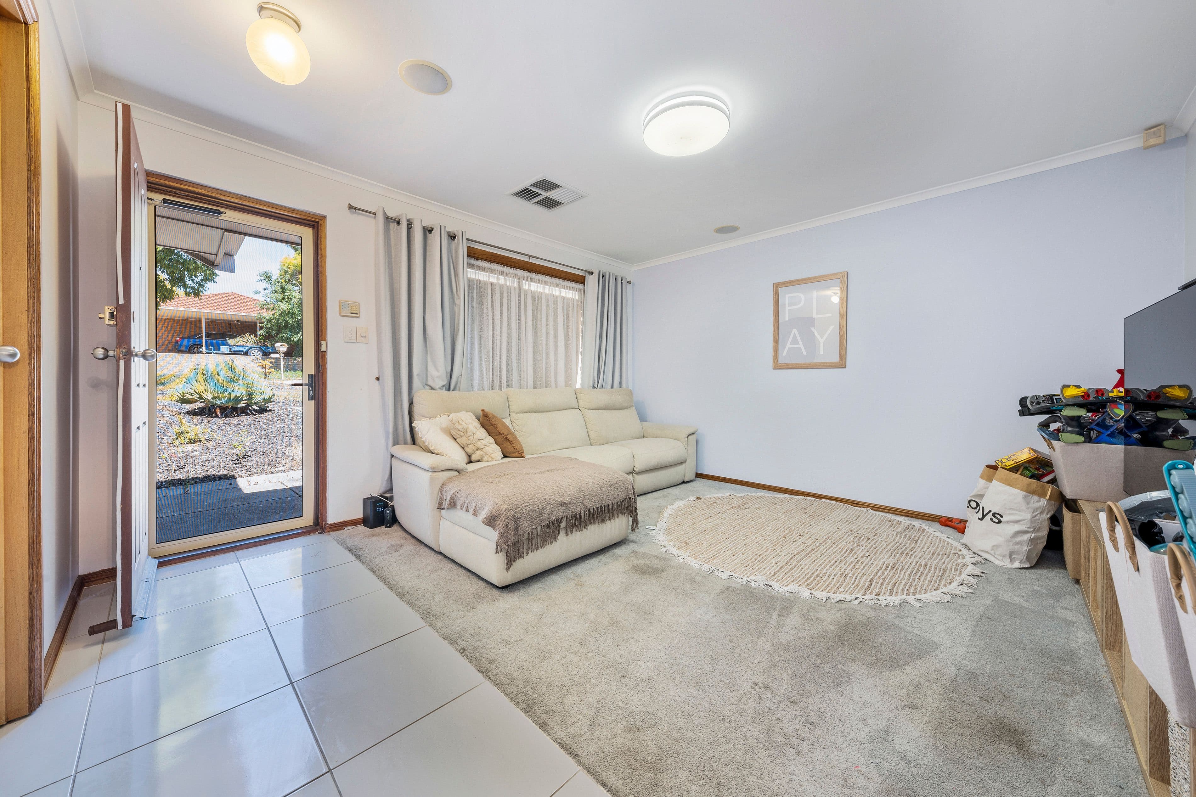 17 Thiele Court, Golden Grove SA 5125, Golden Grove - Thumbnail 3
