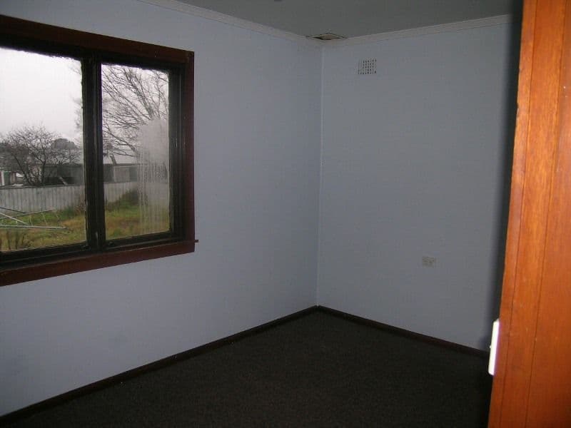 8 Kelly Place, OBERON NSW 2787, Oberon - Thumbnail 3