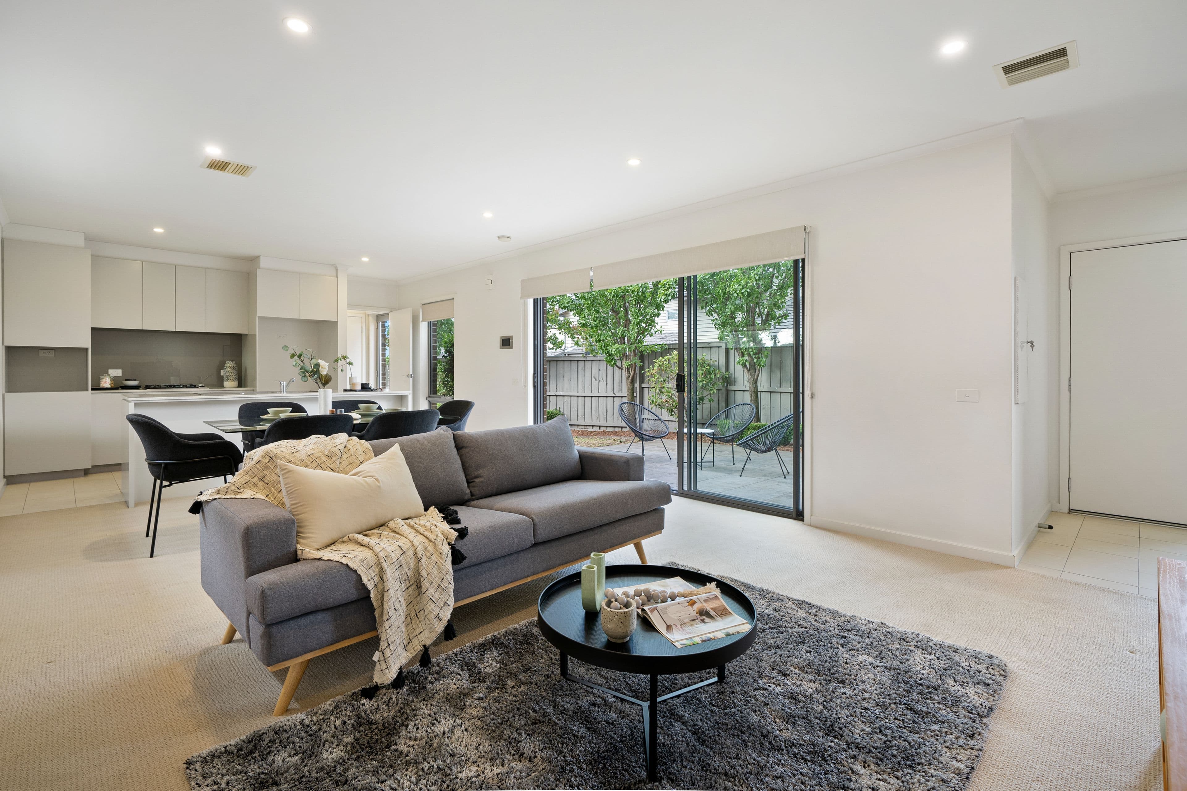 51 Bloom Avenue, Wantirna South VIC 3152, Wantirna South - Thumbnail 2