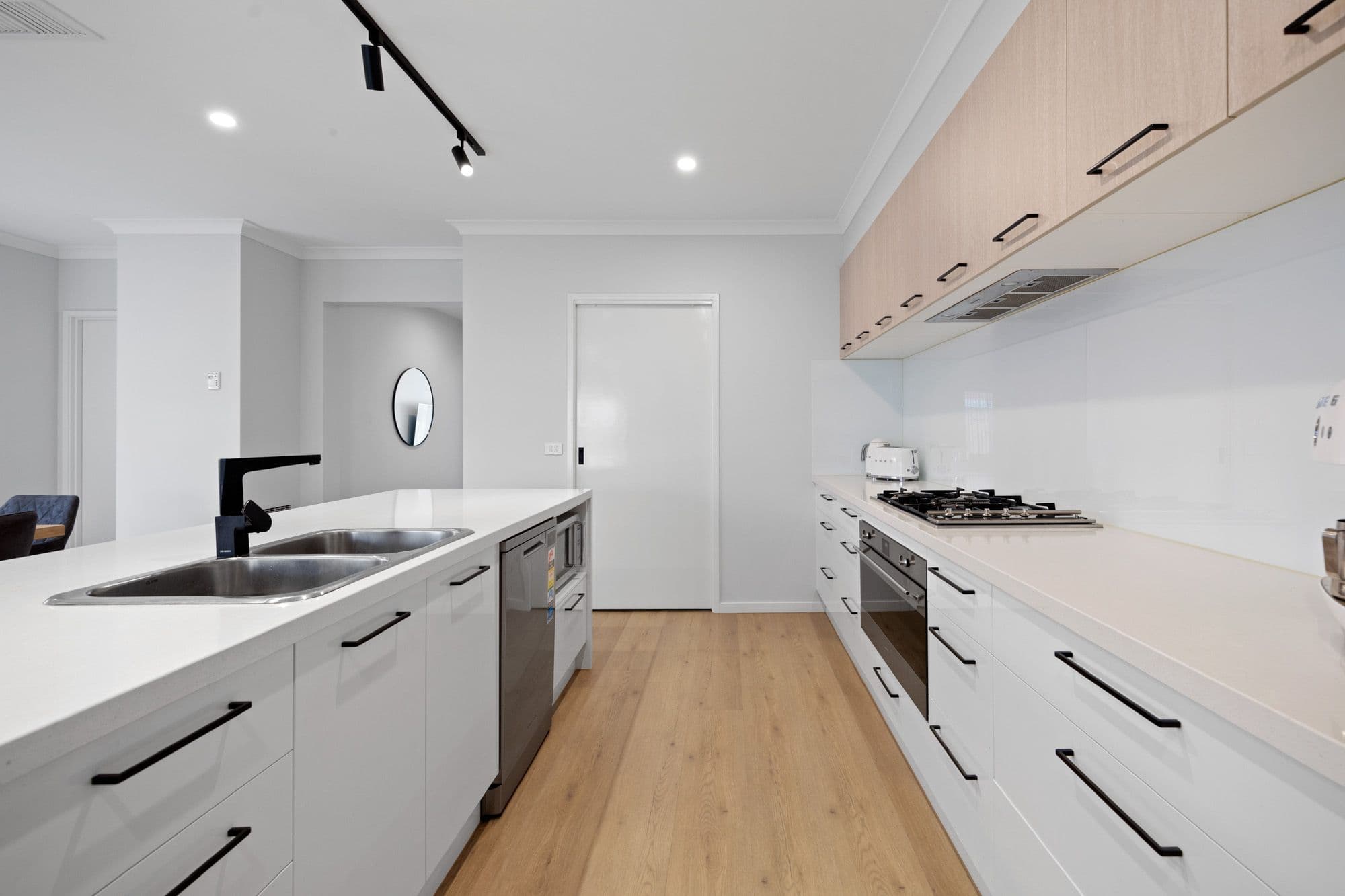 65 Lucerne Drive, Truganina VIC 3029, Truganina - Thumbnail 5