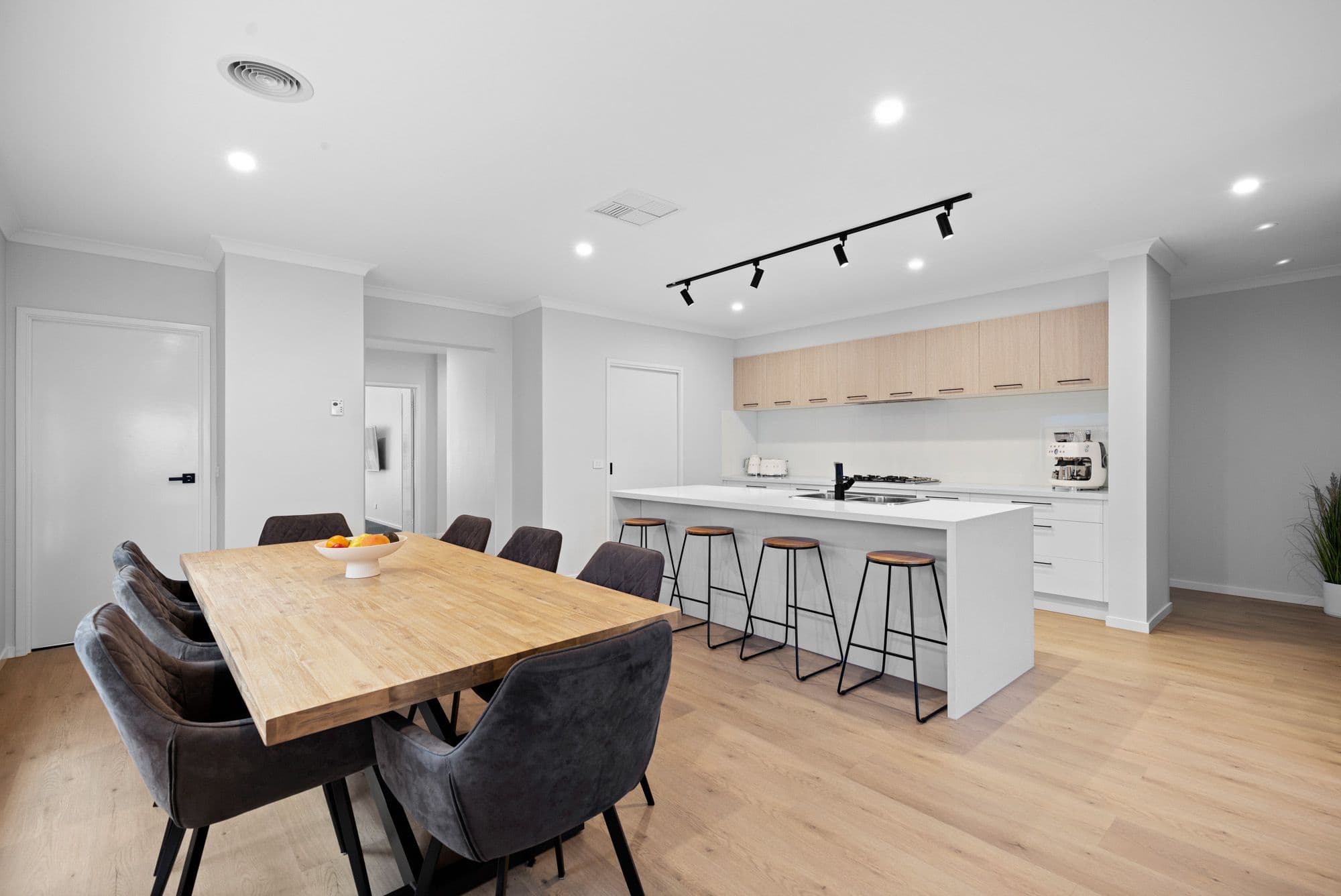 65 Lucerne Drive, Truganina VIC 3029, Truganina - Thumbnail 7