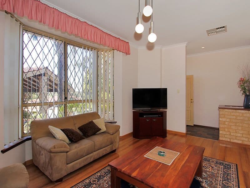 14a Castlemain Heights, LEEMING WA 6149, Leeming - Thumbnail 4