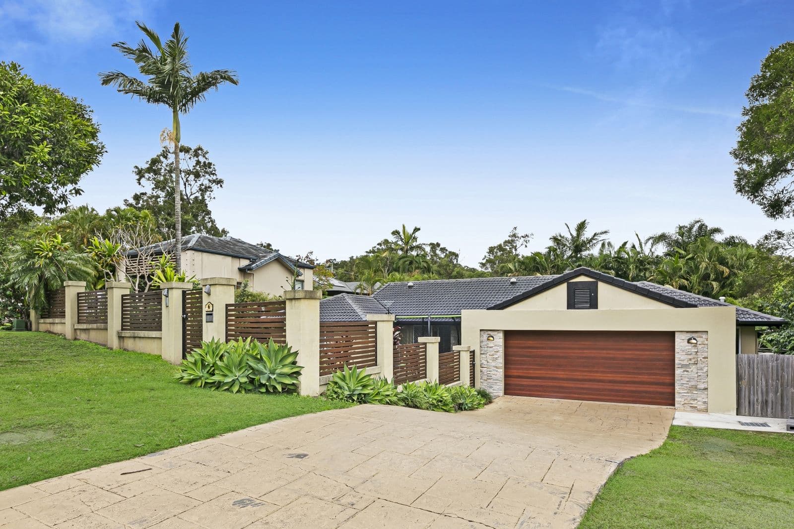6 Chichester Drive, Arundel QLD 4214, Arundel - Image 1