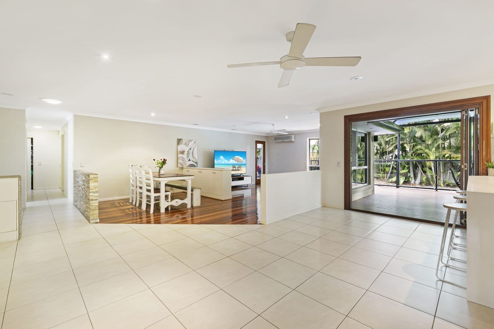 6 Chichester Drive, Arundel QLD 4214, Arundel - Thumbnail 5