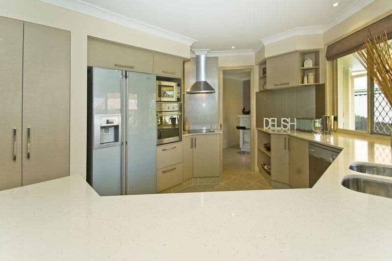 12 Wedgebill Parade, BURLEIGH WATERS QLD 4220, Burleigh Waters - Thumbnail 2
