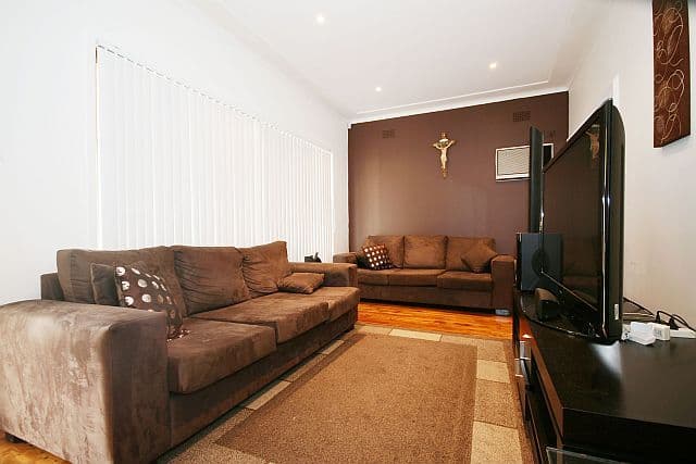 57 Thornton Avenue, BASS HILL NSW 2197, Bass Hill - Thumbnail 2