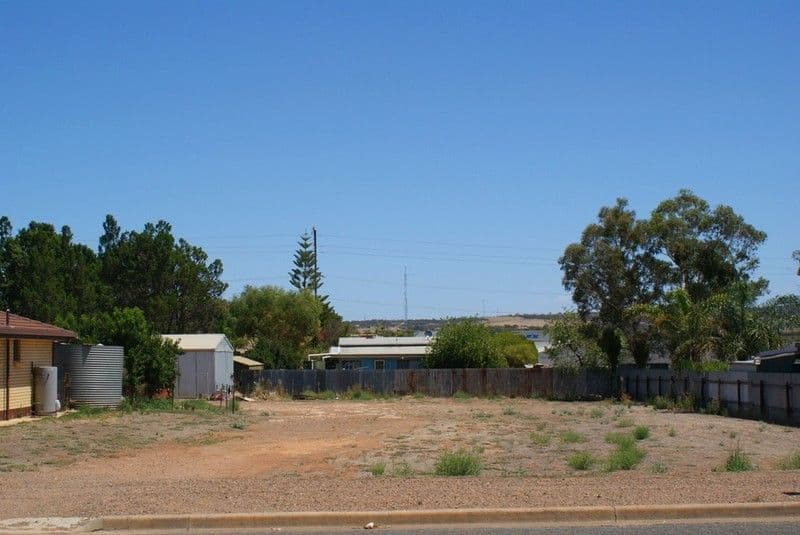 11-13 Acacia Street, MURRAY BRIDGE SA 5253, Murray Bridge - Thumbnail 2