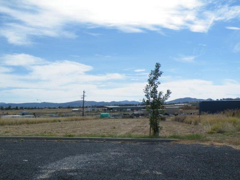 1 Gunning Street, Quirindi NSW 2343, Quirindi - Image 1