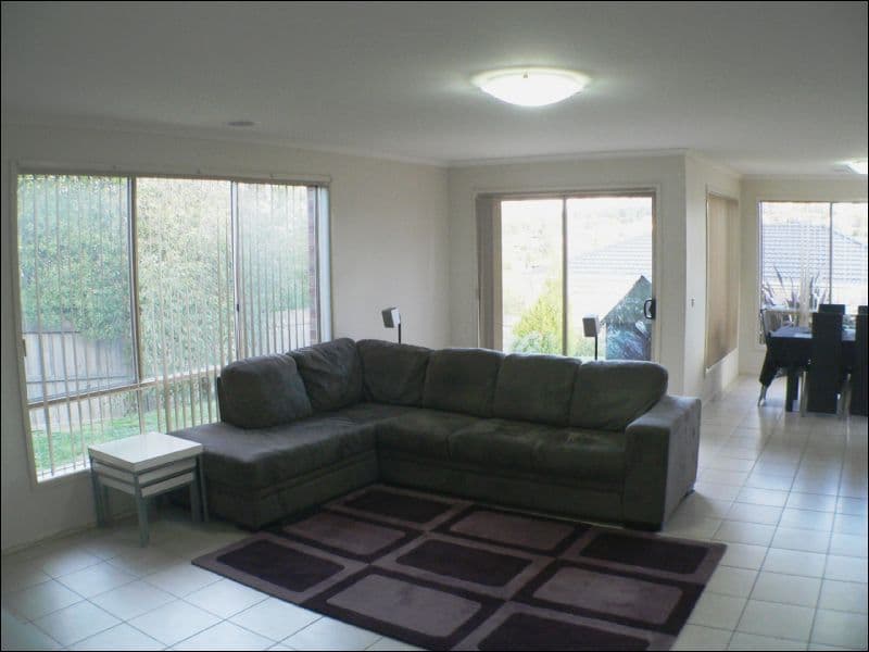 27 Meaby Drive, PAKENHAM VIC 3810, Pakenham - Thumbnail 3