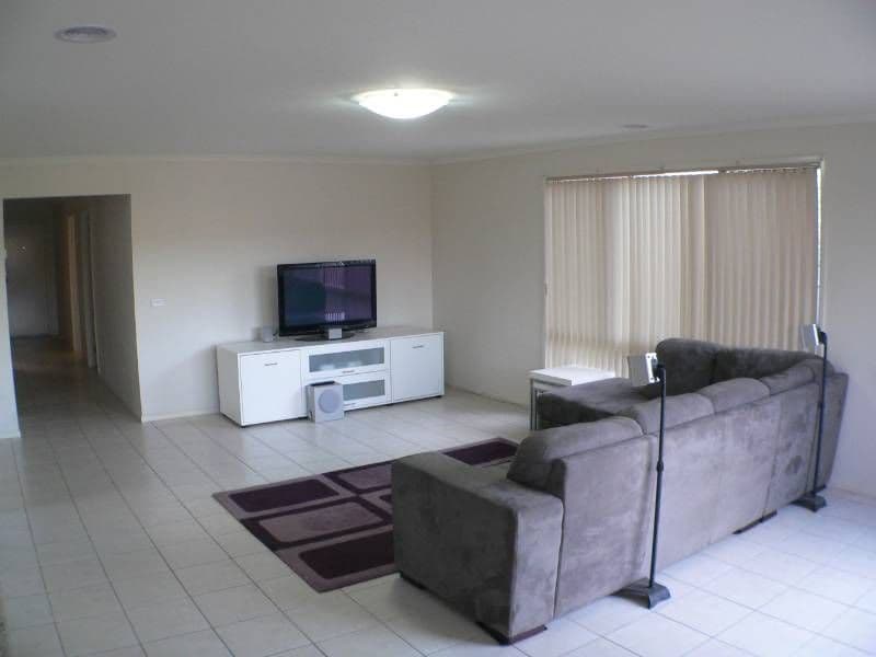 27 Meaby Drive, PAKENHAM VIC 3810, Pakenham - Thumbnail 5