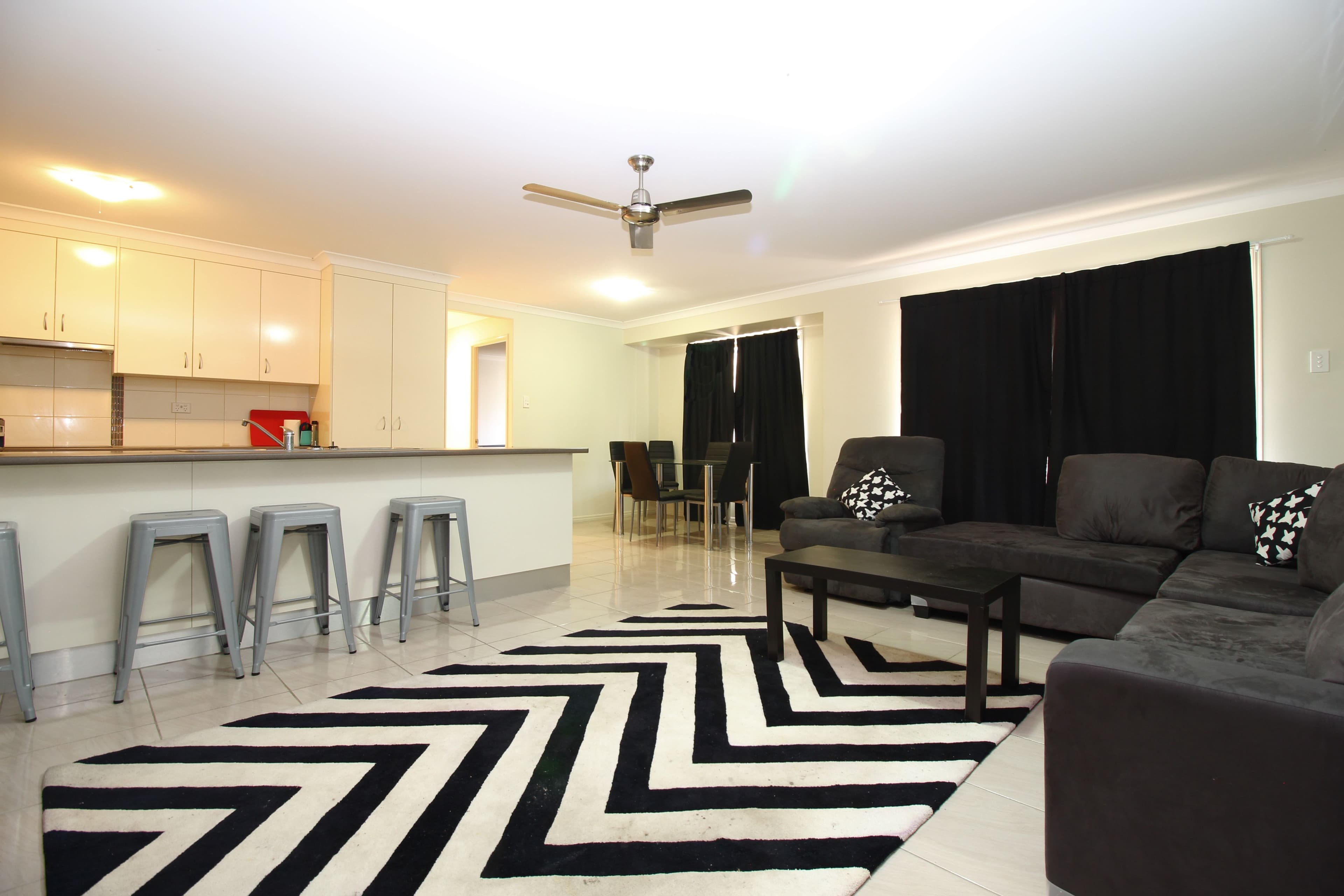 29 Blue Gums Drive, Emerald QLD 4720, Emerald - Thumbnail 2