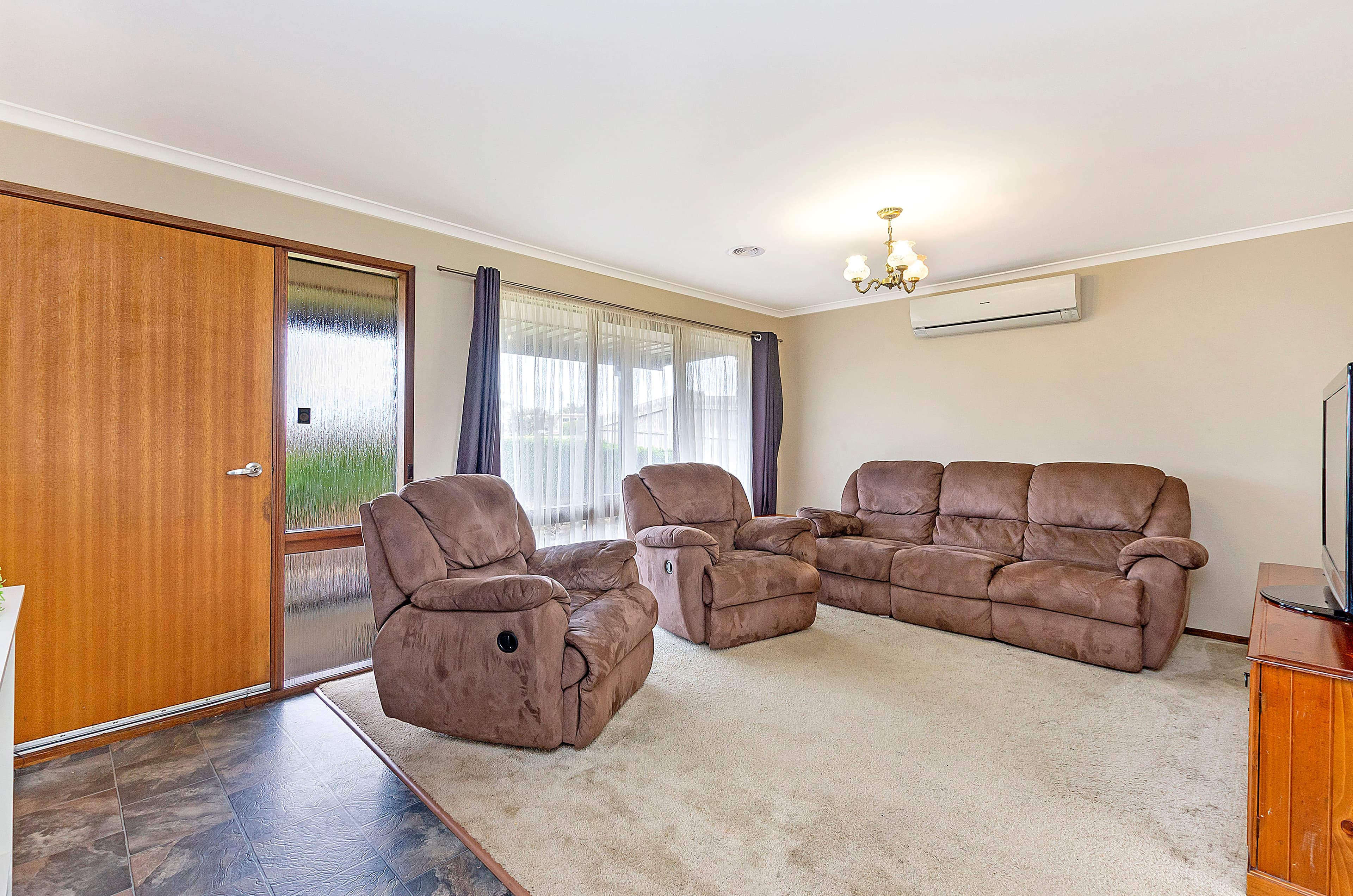 1374 Raglan Parade, Dennington VIC 3280, Dennington - Thumbnail 2