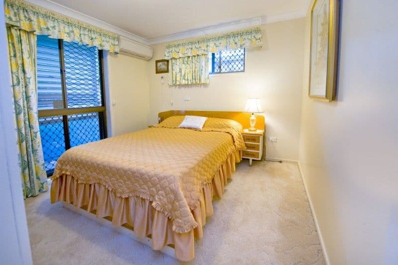2 Thomas Street, NORMAN GARDENS QLD 4701, Norman Gardens - Thumbnail 8