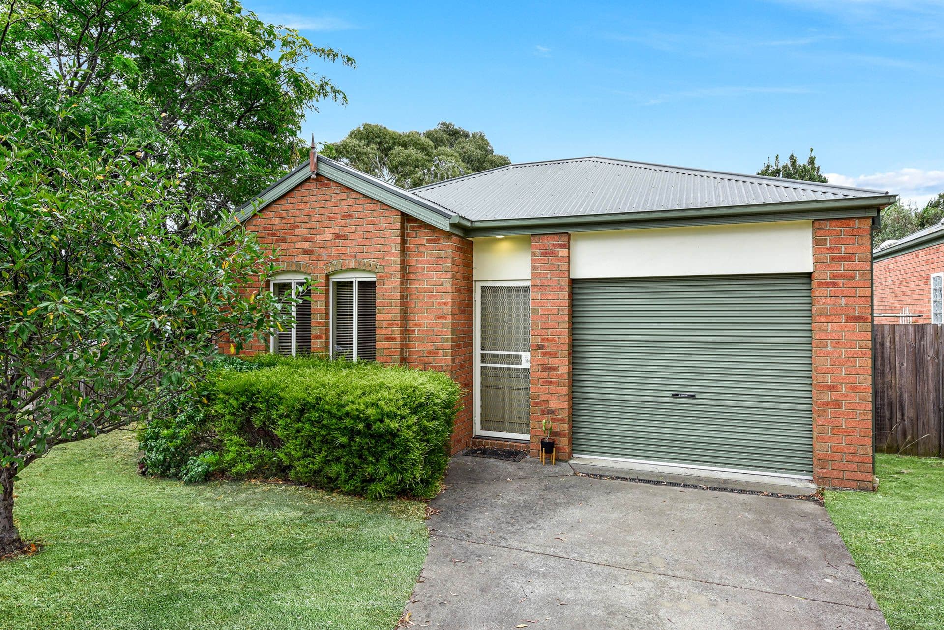 47-49 Leonard Avenue, Berwick VIC 3806, Berwick - Thumbnail 2