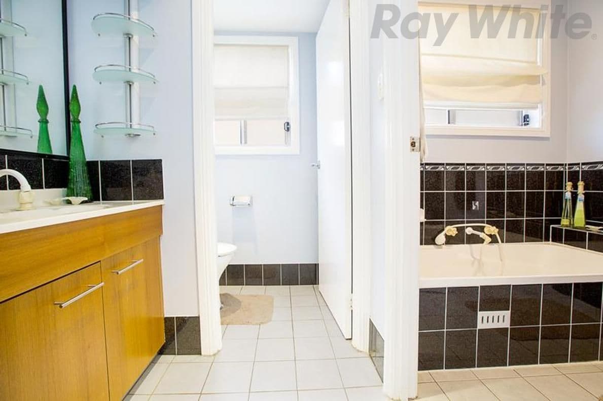 17 Guyra Road, HINCHINBROOK NSW 2168, Hinchinbrook - Thumbnail 5
