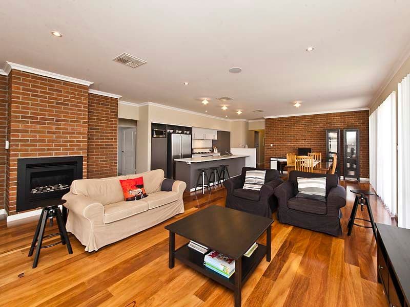 10 Coniston Bend, Waikiki WA 6169, Waikiki - Thumbnail 2