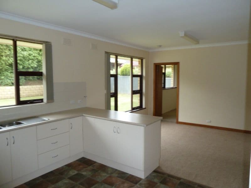57 Banksia Street, MOUNT GAMBIER SA 5290, Mount Gambier - Thumbnail 5