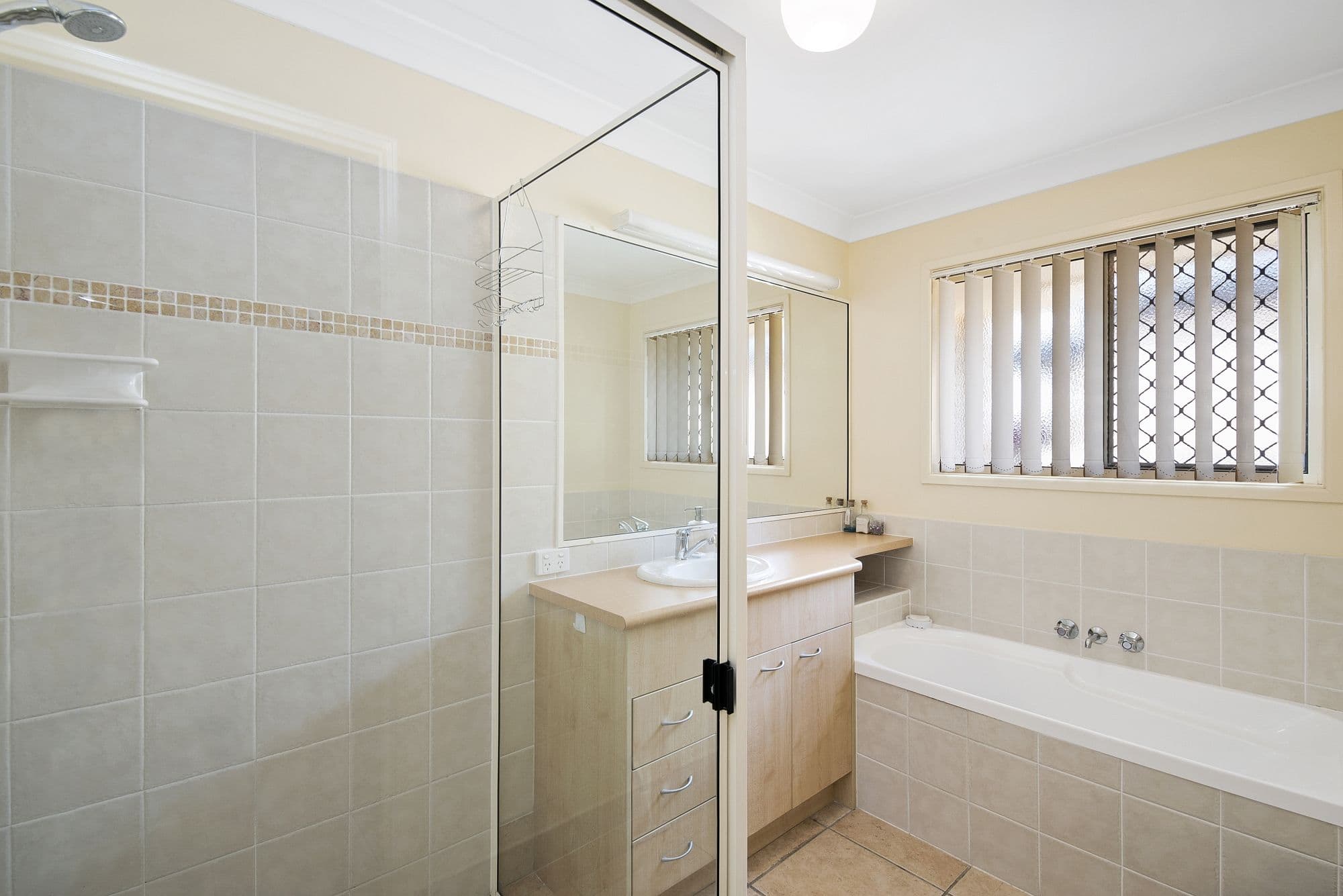 16 Crawford Street, North Lakes QLD 4509, North Lakes - Thumbnail 8
