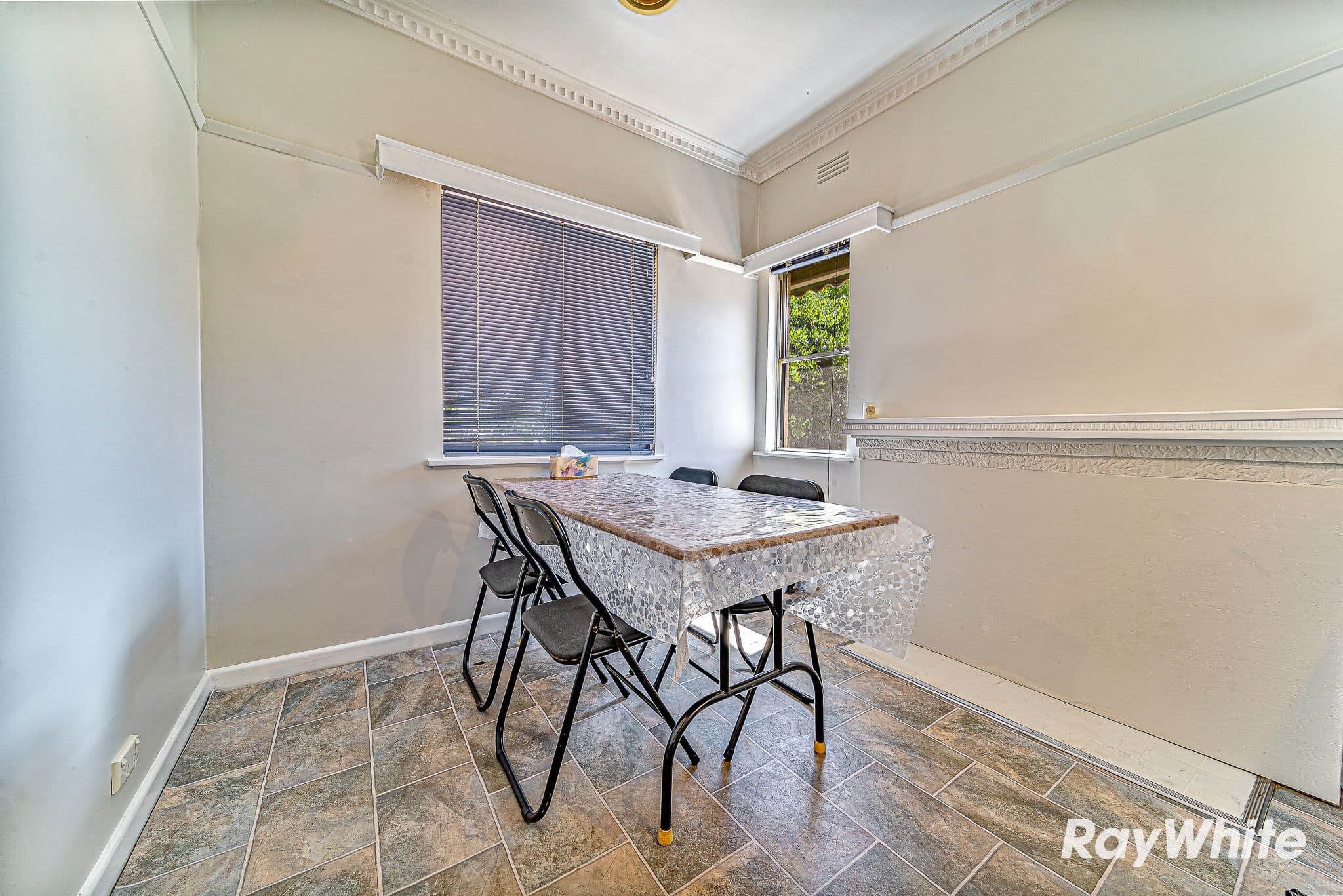 46 Raglan Street, White Hills VIC 3550, White Hills - Thumbnail 4