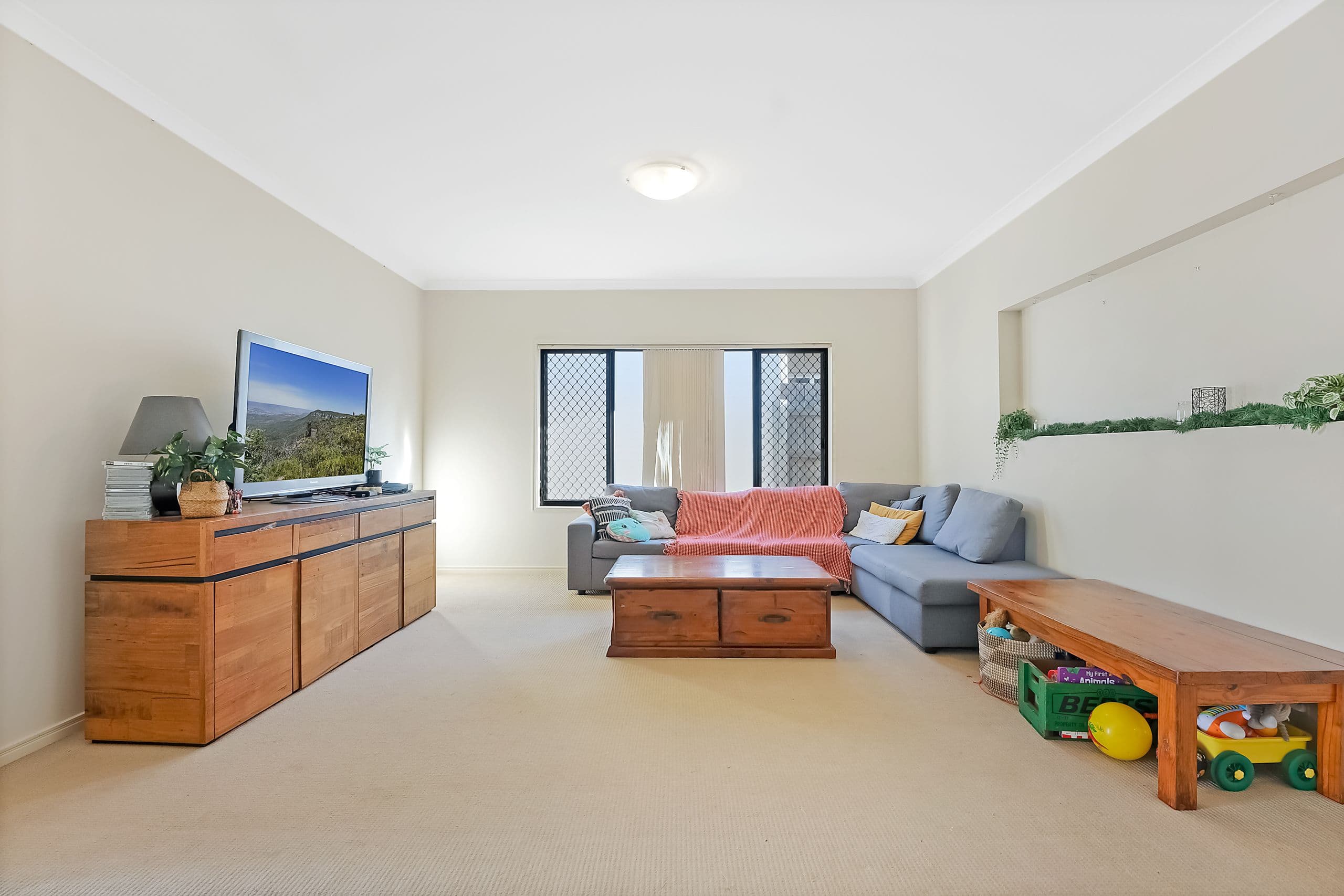 33 Wallaroo Circuit, North Lakes QLD 4509, North Lakes - Thumbnail 2