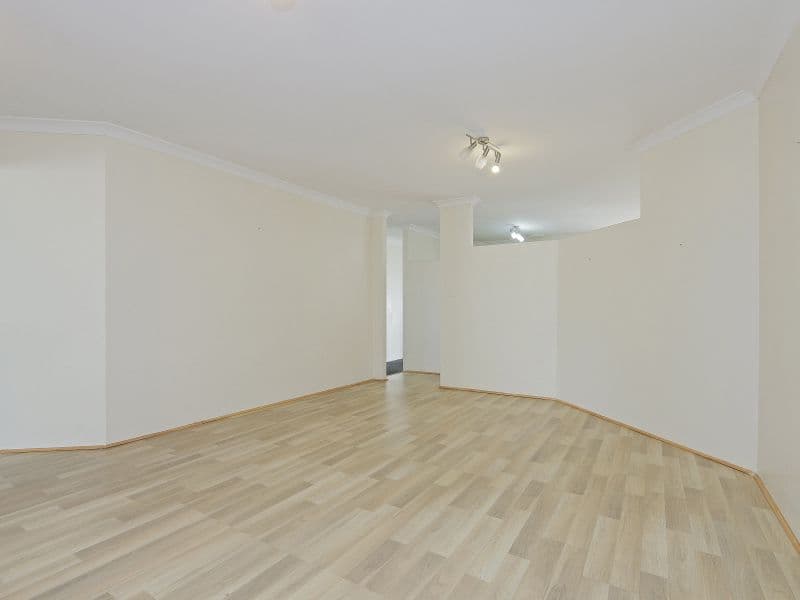 25 Towie Street, Cloverdale WA 6105, Cloverdale - Thumbnail 4