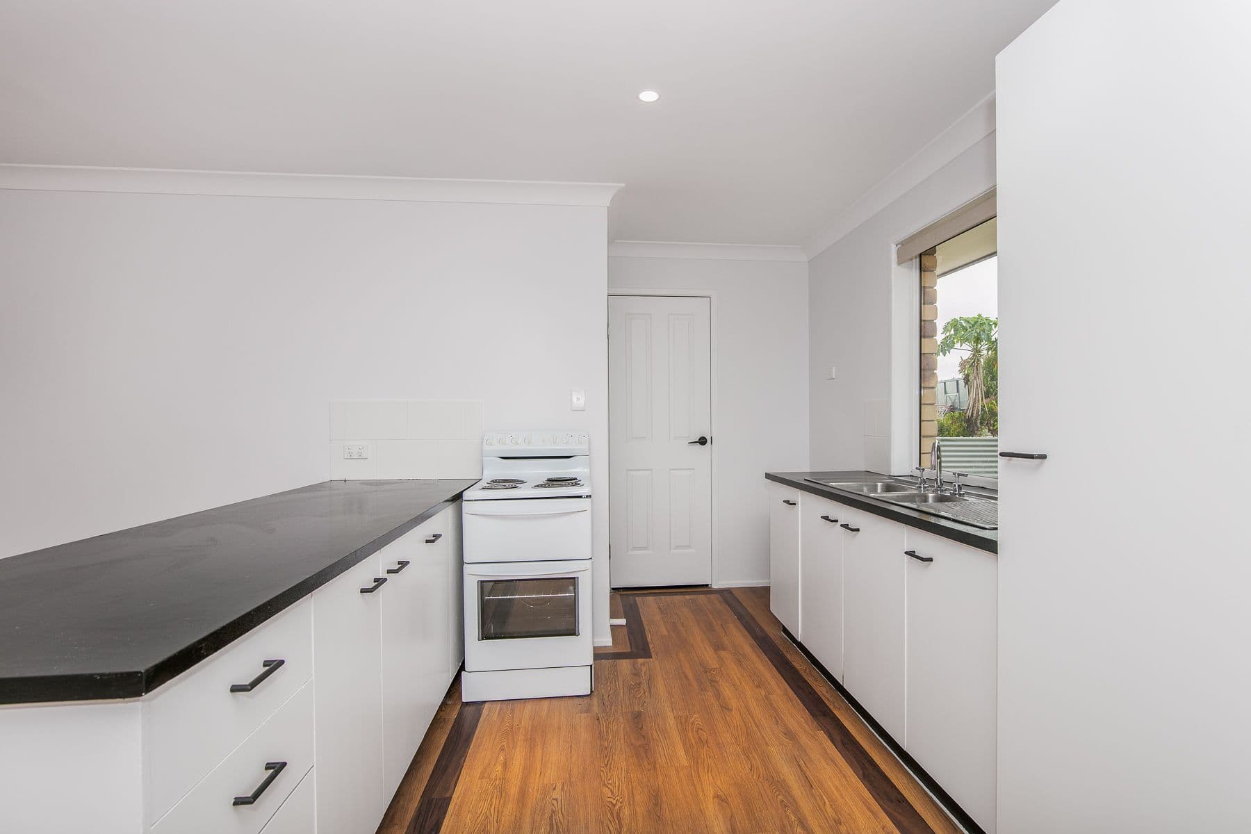 28 Rundell Street, Crestmead QLD 4132, Crestmead - Thumbnail 3