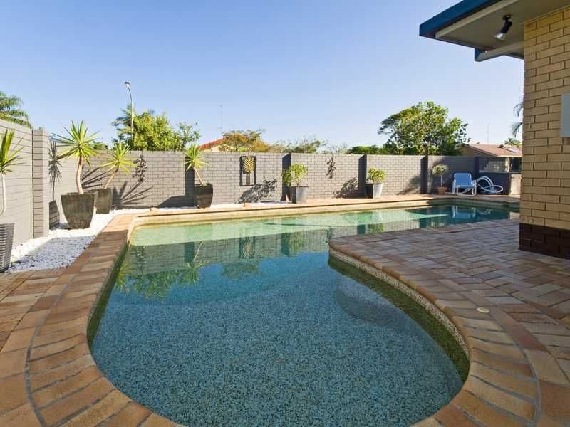 1 Satinwood Place, PALM BEACH QLD 4221, Palm Beach - Thumbnail 4