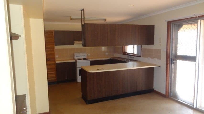 7 Kwinana Street, South Hedland WA 6722, South Hedland - Thumbnail 6