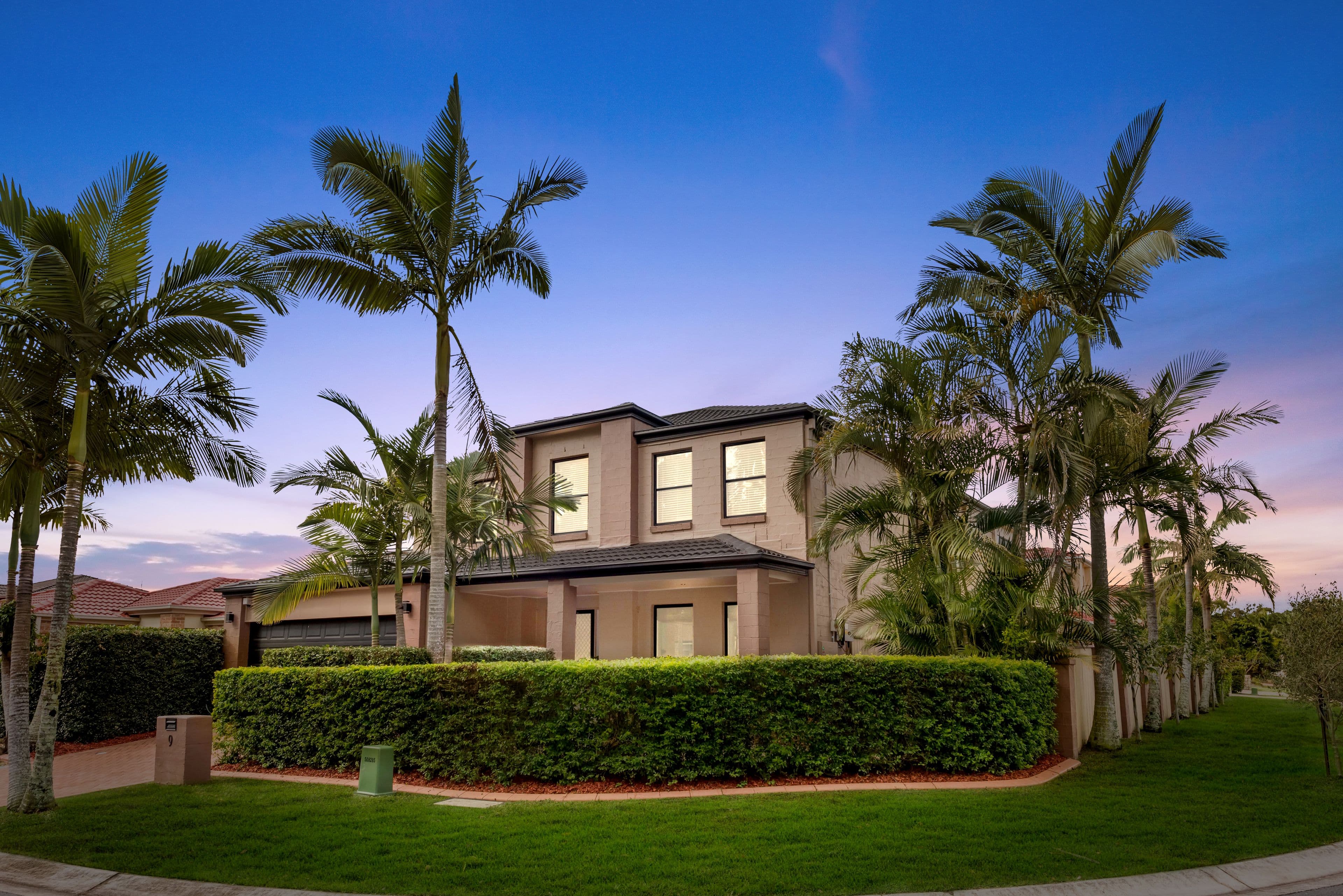 9 Coventry Circuit, Carindale QLD 4152, Carindale - Image 1