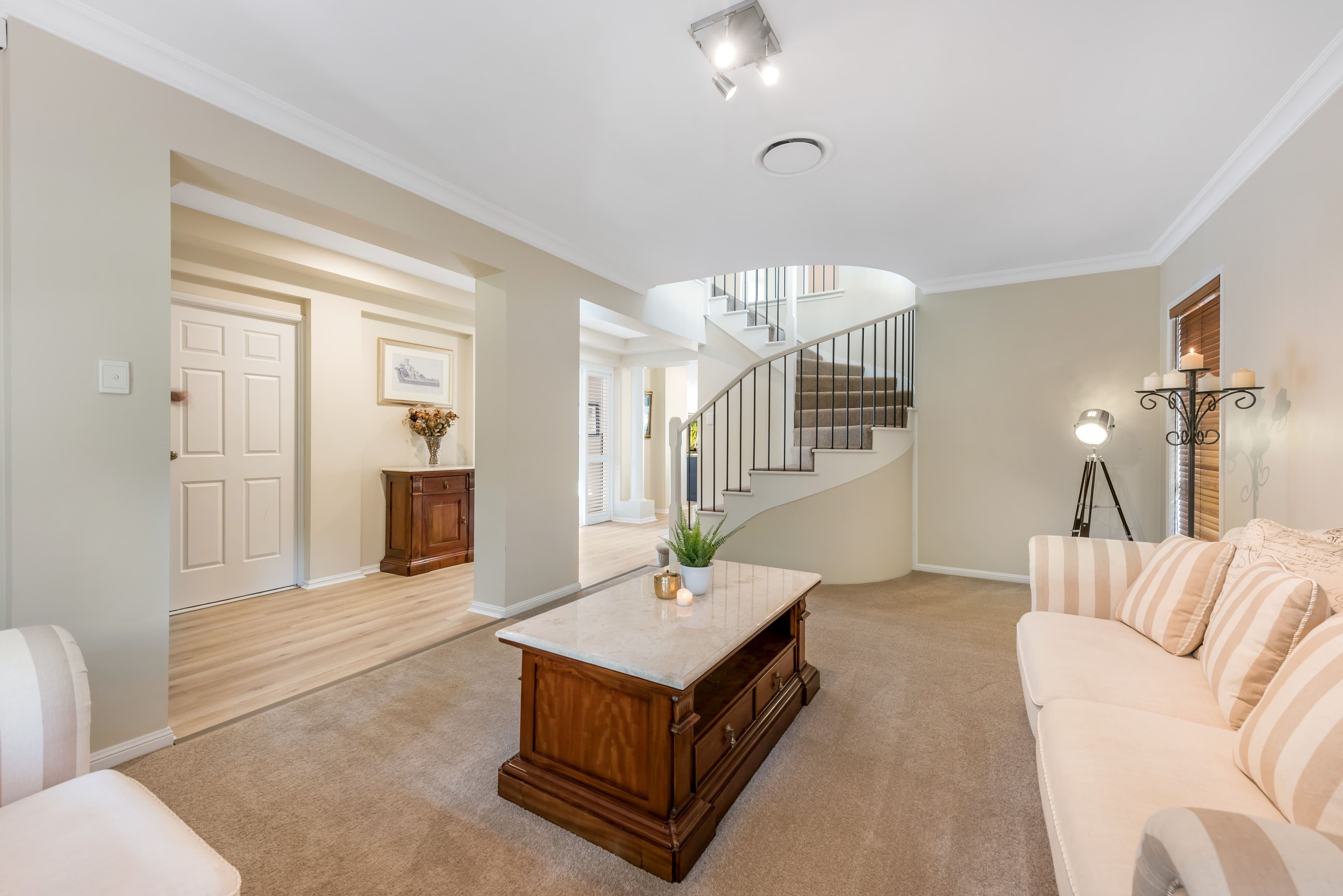 9 Coventry Circuit, Carindale QLD 4152, Carindale - Thumbnail 8