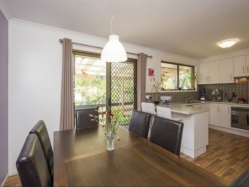 8 Chapple Court, Boyne Island QLD 4680, Boyne Island - Thumbnail 3